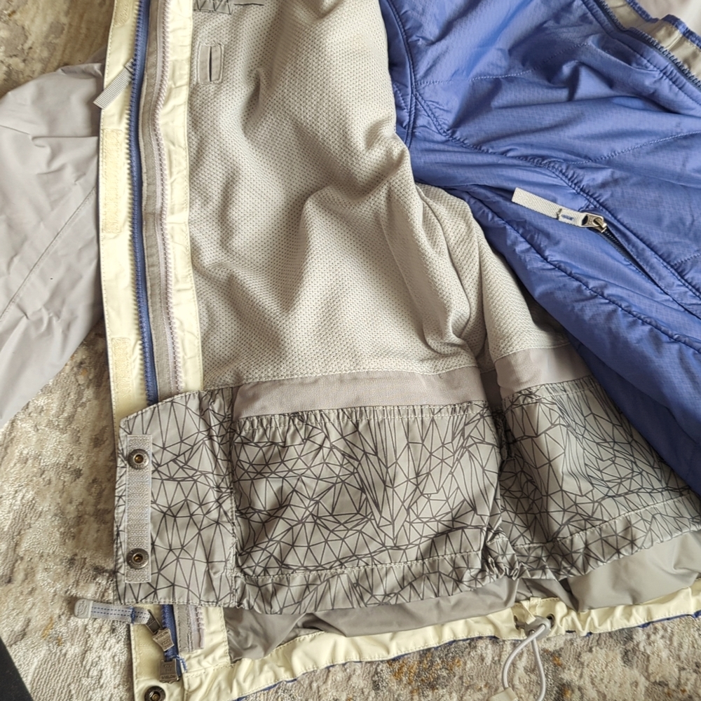 North Face women's 3-in-1 jacket sz small - Picture 7 of 10